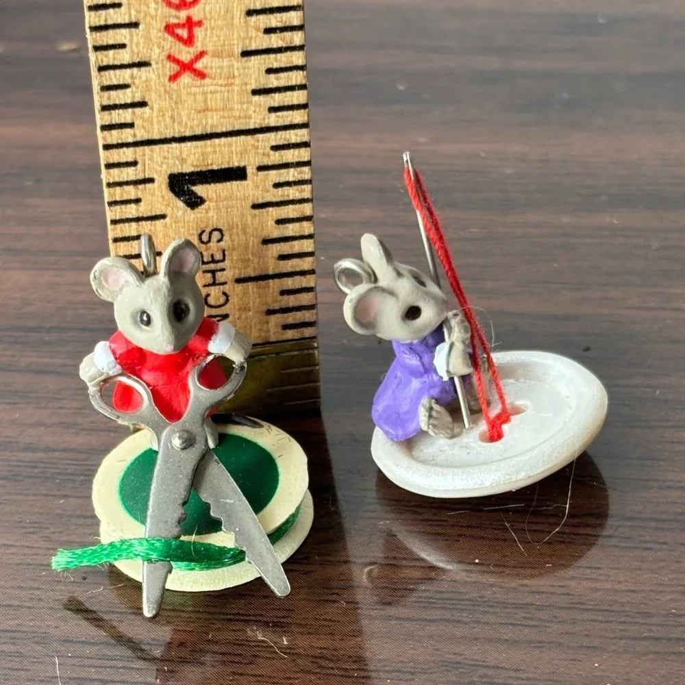 Vintage 1992 Hallmark Miniature Mouse Ornaments‎ Sewing Spool Button Set of 2